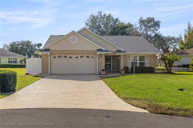21 Chestnut Trail, Lake Placid, FL 33852