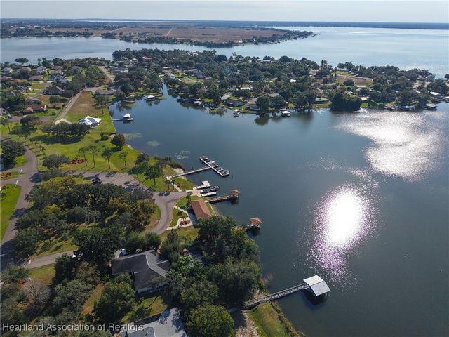 21 Chestnut Trail, Lake Placid, FL 33852