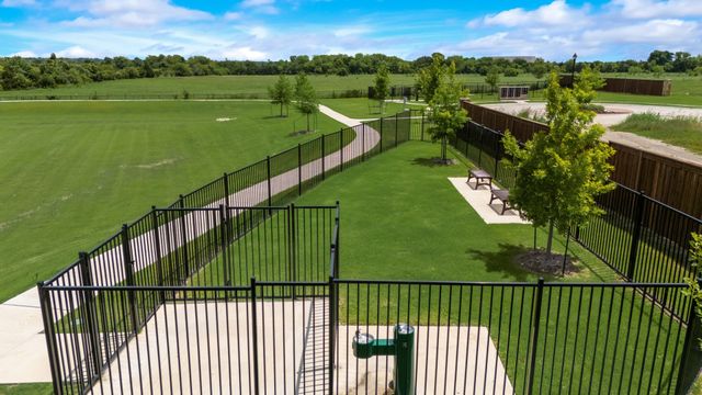 1321 Rothland Lane, Red Oak, TX 75154