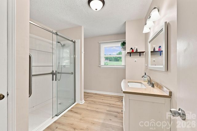 178 Woodland Drive SW, Concord, NC 28025