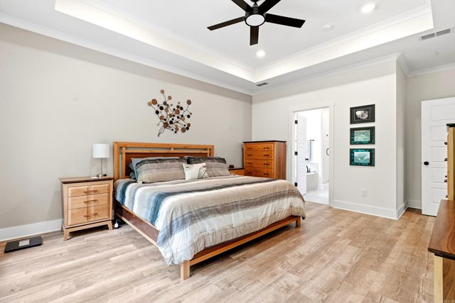 22 Estrella Circle, Hot Springs Village, AR 71909