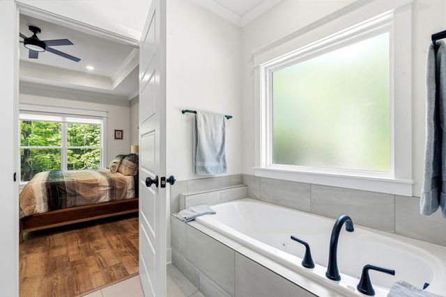 22 Estrella Circle, Hot Springs Village, AR 71909