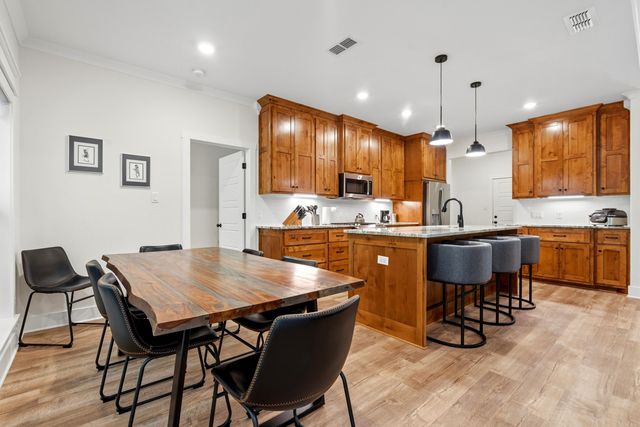 22 Estrella Circle, Hot Springs Village, AR 71909