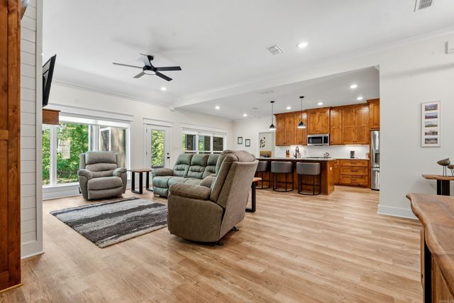 22 Estrella Circle, Hot Springs Village, AR 71909