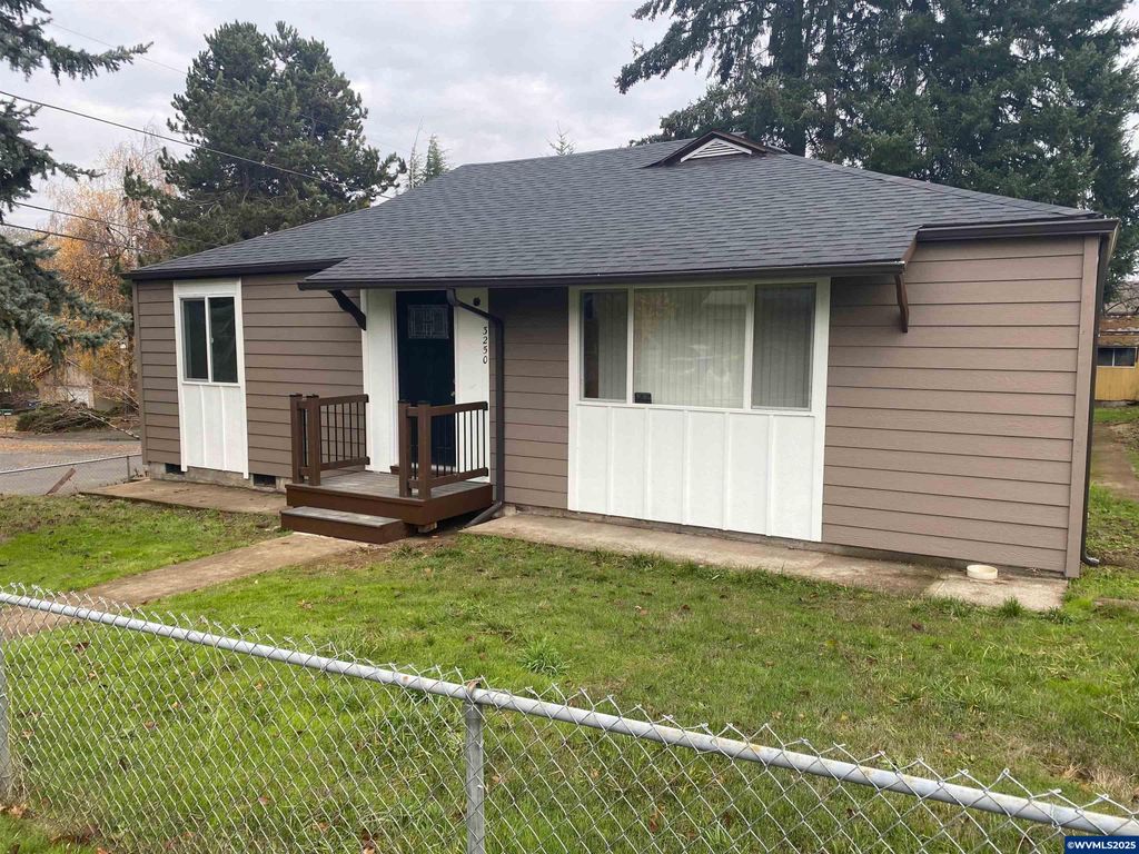 3250 Bonham St S, Salem, OR 97302