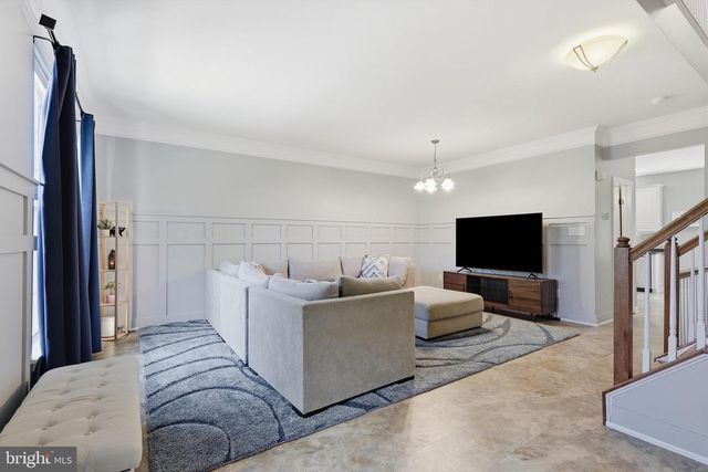 13002 PARK CRESCENT CIR, Herndon, VA 20171