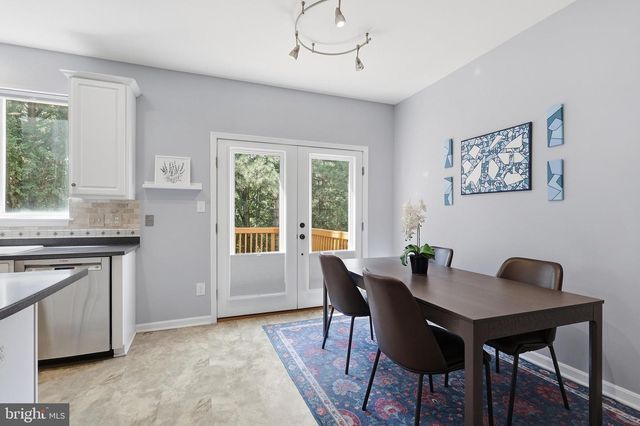 13002 PARK CRESCENT CIR, Herndon, VA 20171