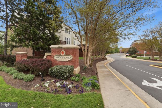 13002 PARK CRESCENT CIR, Herndon, VA 20171