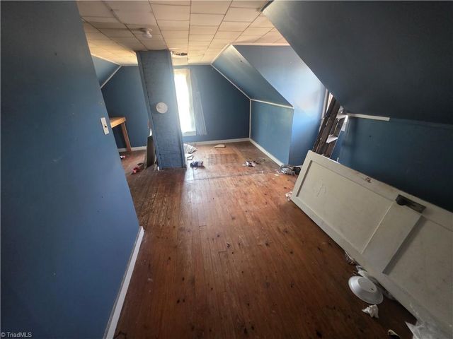 1050 Jacob Street, Thomasville, NC 27360