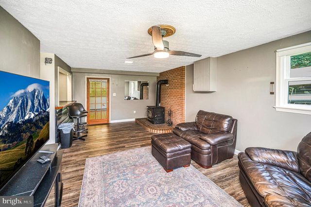 6122 7TH ST, King George, VA 22485