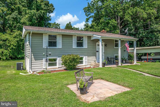 6122 7TH ST, King George, VA 22485