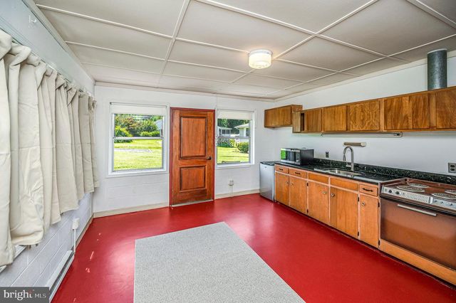 6122 7TH ST, King George, VA 22485