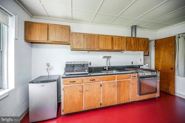 6122 7TH ST, King George, VA 22485