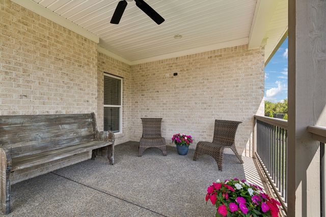 1009 Stone Creek Ln, Lebanon, TN 37087