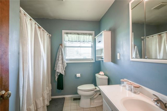 103 Charles Place, Englewood, OH 45322