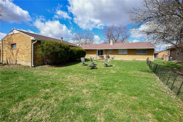 103 Charles Place, Englewood, OH 45322