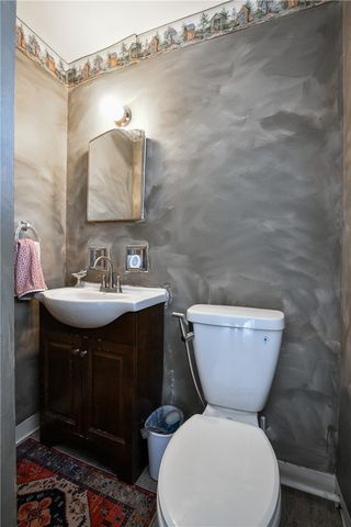 103 Charles Place, Englewood, OH 45322