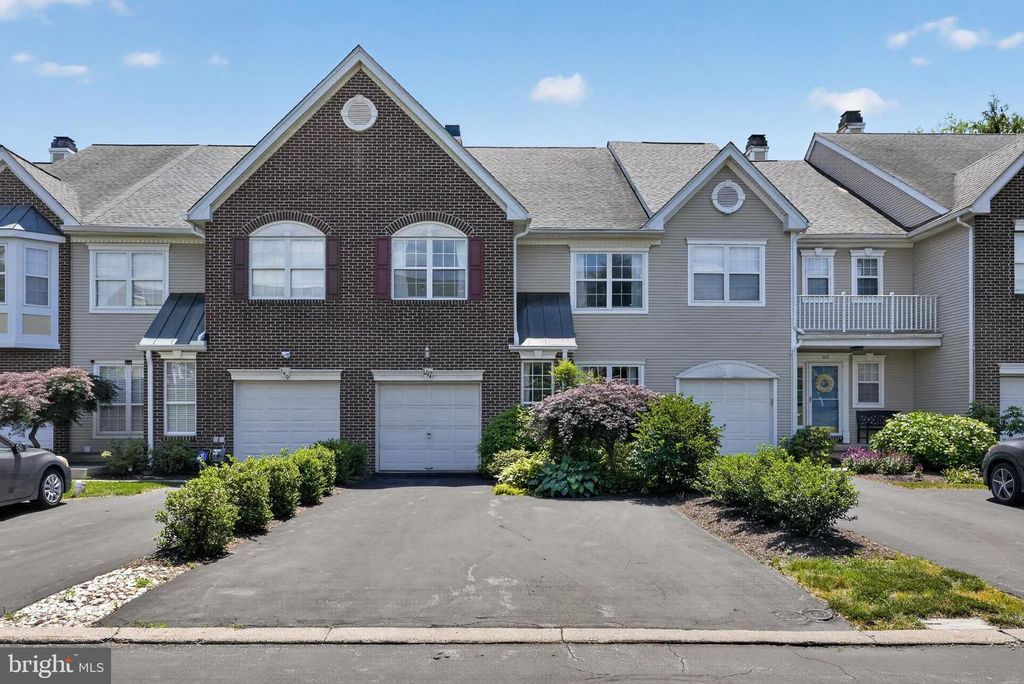 147 TIMOTHY CIR, Wayne, PA 19087