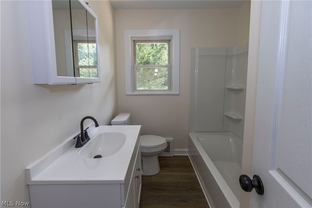 2024 Marhofer Avenue, Stow, OH 44224