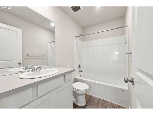 6106 Ne 64TH Way, Vancouver, WA 98661
