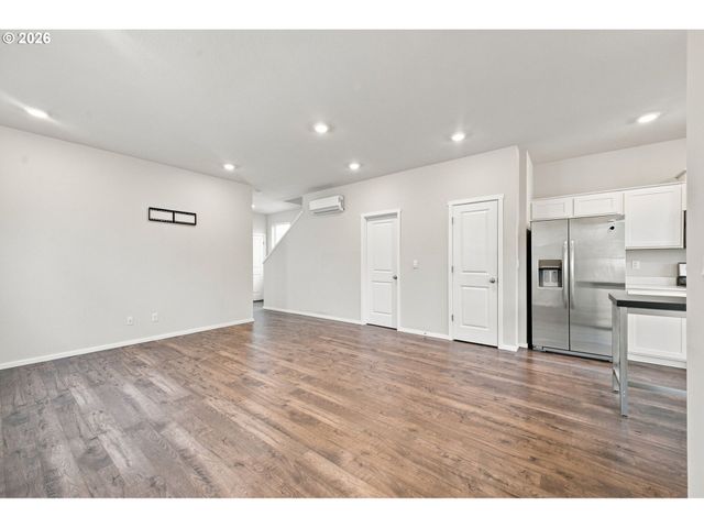 6106 Ne 64TH Way, Vancouver, WA 98661