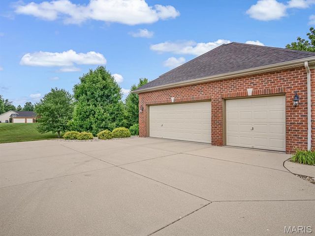 1509 Scoter Court, Swansea, IL 62226