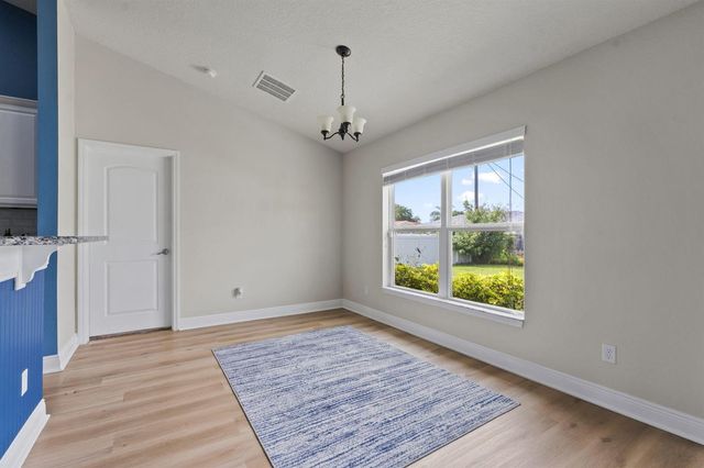 449 SW Exmore Avenue, Port St. Lucie, FL 34983