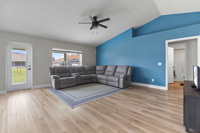 449 SW Exmore Avenue, Port St. Lucie, FL 34983