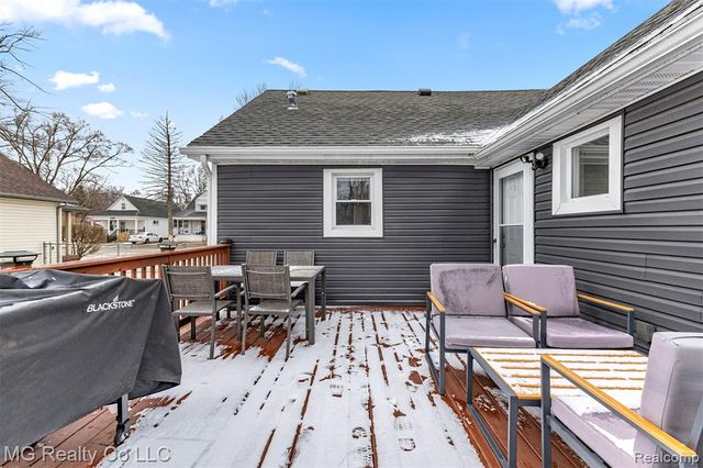 25511 Dartmouth Street, Dearborn Heights, MI 48125