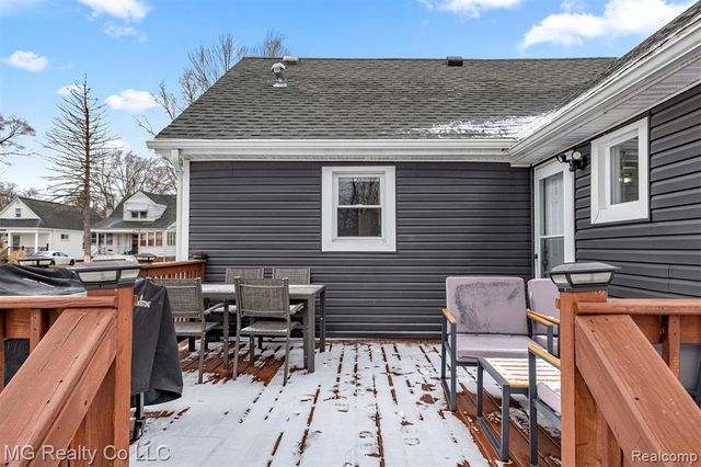 25511 Dartmouth Street, Dearborn Heights, MI 48125