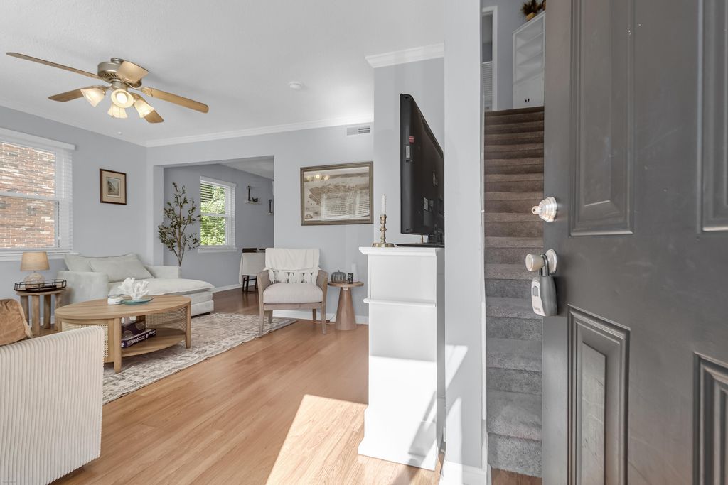 415 Parkdale Drive 17a, Charleston, SC 29414