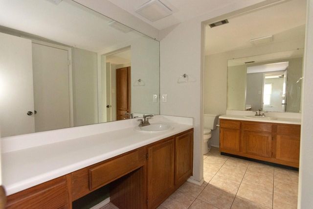 4009 Alexandria DR, Austin, TX 78749