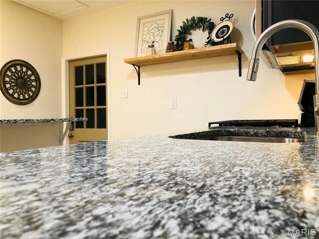 5325 Brooktop Court, Mehlville, MO 63128