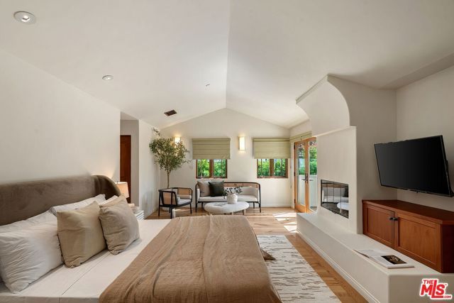 728 25th Street, Santa Monica, CA 90402