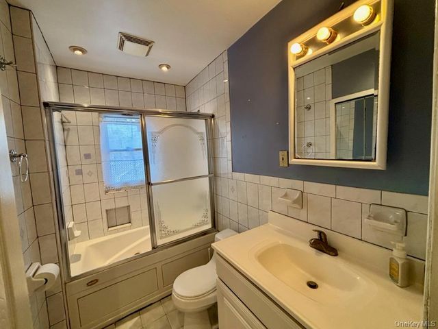 194-19 115th Avenue, Saint Albans, NY 11412