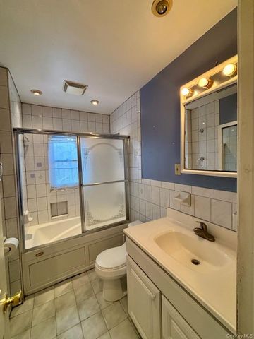 194-19 115th Avenue, Saint Albans, NY 11412