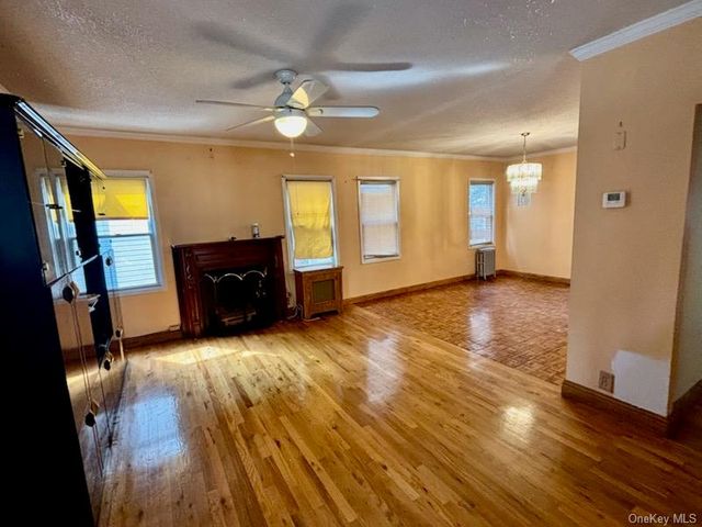 194-19 115th Avenue, Saint Albans, NY 11412