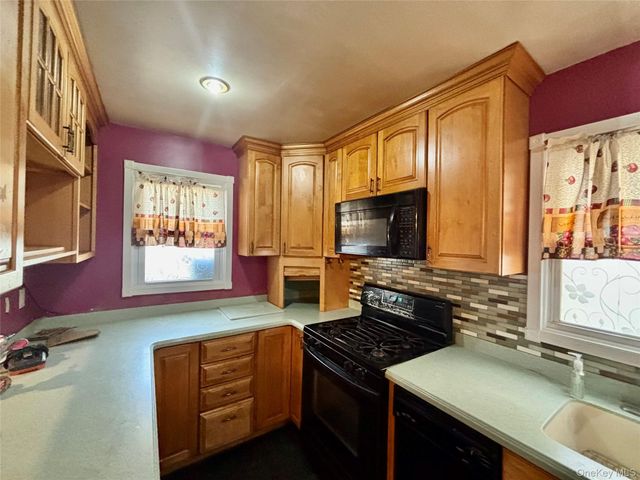 194-19 115th Avenue, Saint Albans, NY 11412