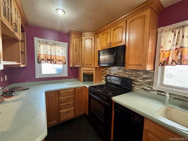 194-19 115th Avenue, Saint Albans, NY 11412