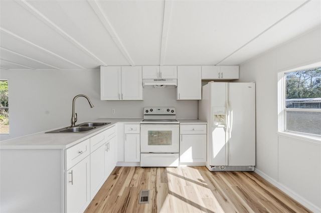 8035 W ROSELLA COURT, Crystal River, FL 34428