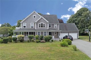 9 Prospect Lane, Portsmouth, RI 02871