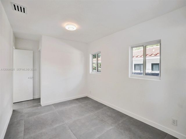 2380 NE 184th Ter, North Miami Beach, FL 33160