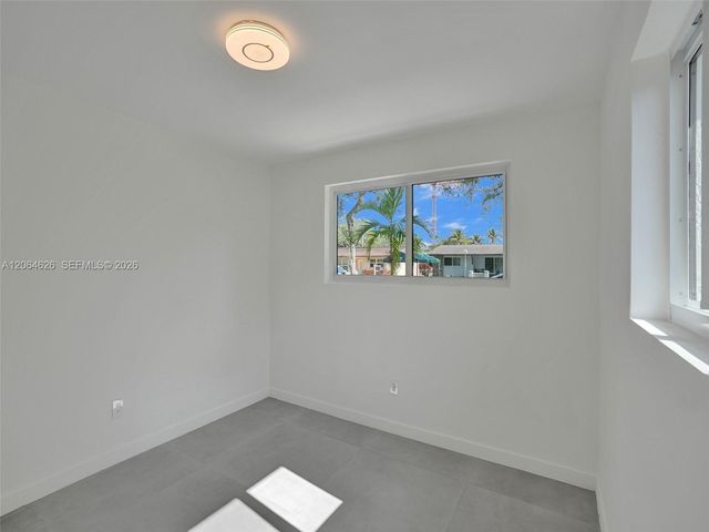 2380 NE 184th Ter, North Miami Beach, FL 33160