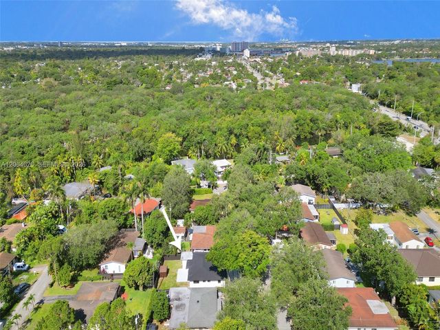 2380 NE 184th Ter, North Miami Beach, FL 33160