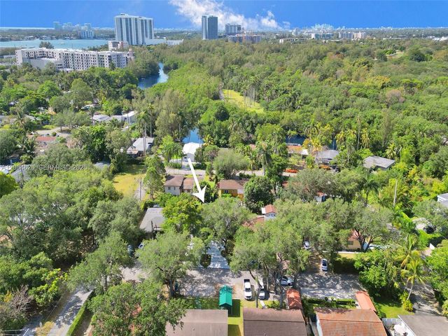 2380 NE 184th Ter, North Miami Beach, FL 33160