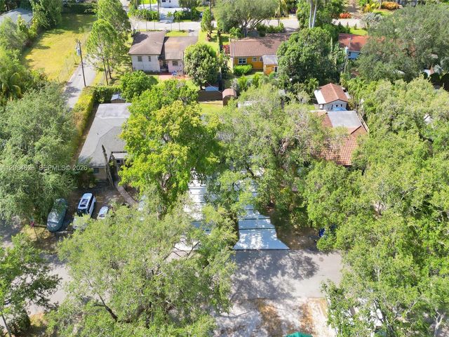 2380 NE 184th Ter, North Miami Beach, FL 33160