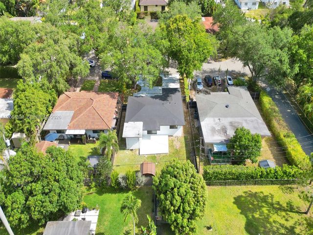 2380 NE 184th Ter, North Miami Beach, FL 33160