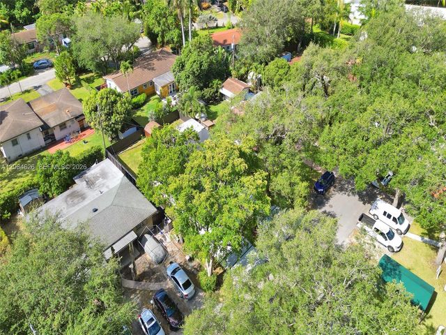 2380 NE 184th Ter, North Miami Beach, FL 33160