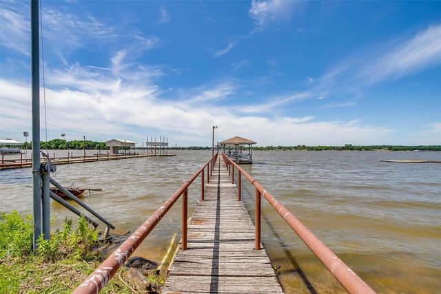 6517 Peden Road, Fort Worth, TX 76179