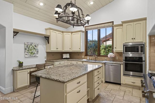 1560 Goodenough Road, Fillmore, CA 93015